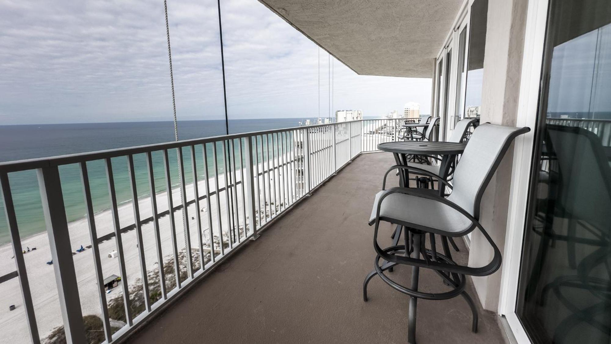 New Rental - 3Br 3Ba Corner Beachfront - 2024 Remodel - 3 Pools, Tiki Hut, Gym, Tennis Панама-Сити Экстерьер фото